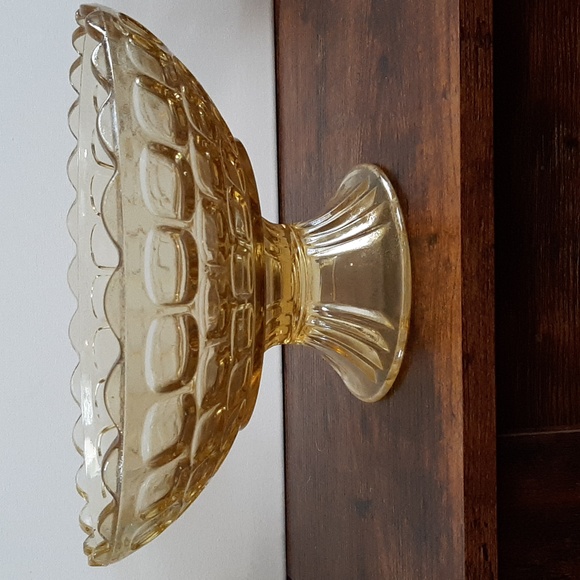 Vintage Yellow Federal Glass Yorktown Colonial Pressed Glass Cubed Compo… - Picture 3 of 12